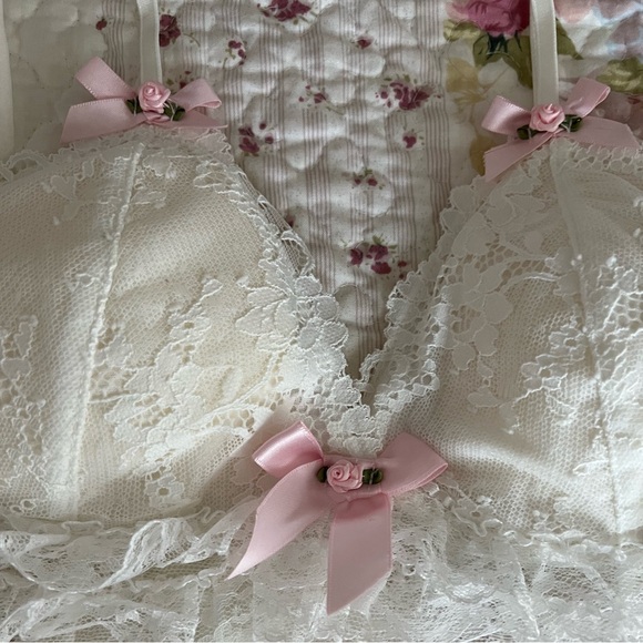 Coquette Bra Top - Picture 2 of 3